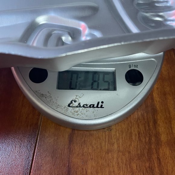 NWOT Wilton The Muppets Oscar the Grouch Cake Pan Mold - Picture 6 of 6